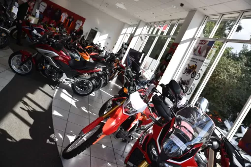 honda-showroom-12.jpg