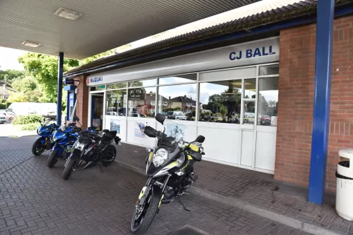 suzuki-showroom-2.jpg